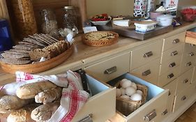 Karaby Gard, Country Living